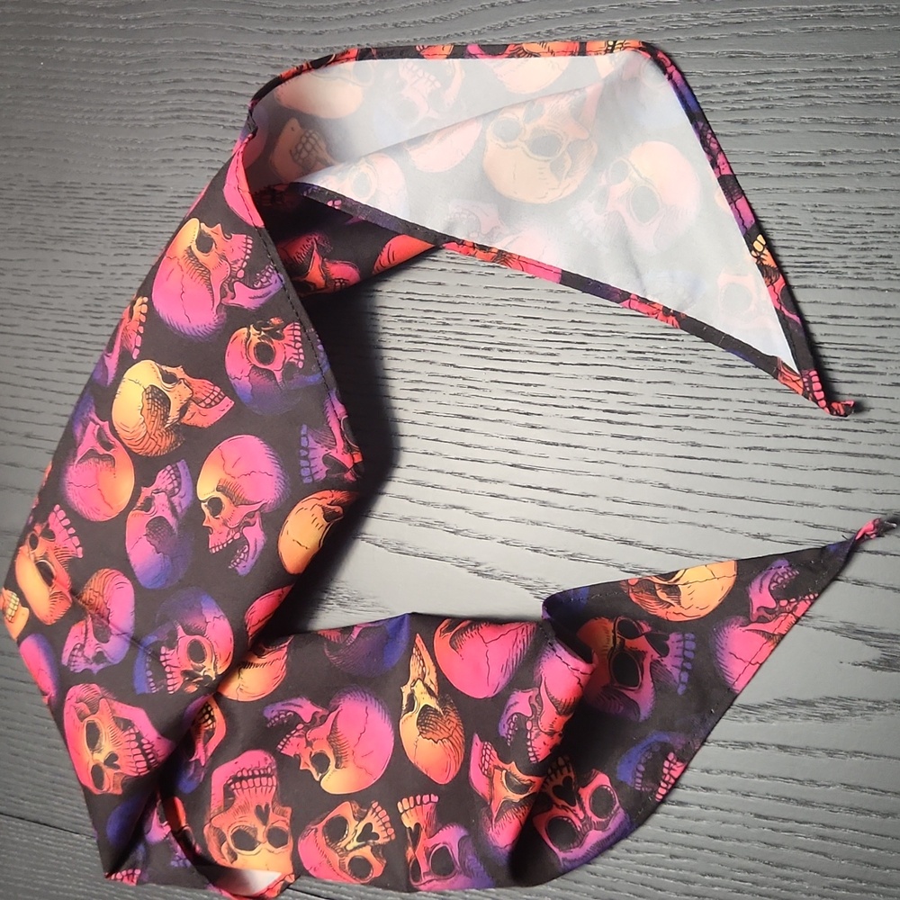 Colorful Skull Pet Bandana - Picture 5 of 5